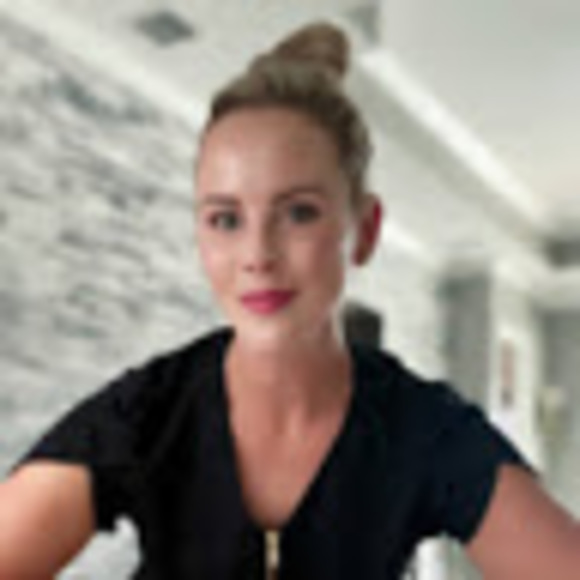 Meet your Posher, Shelley - Picture 1 of 1